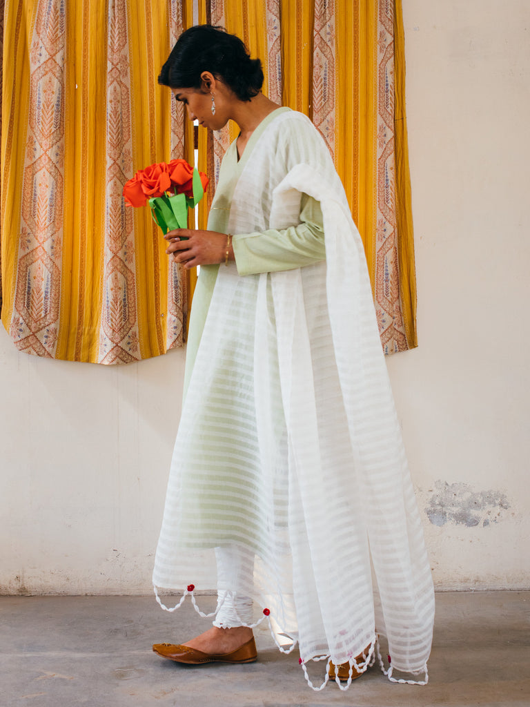 Cotton Net Dupatta with Handmade Crochet Flowers