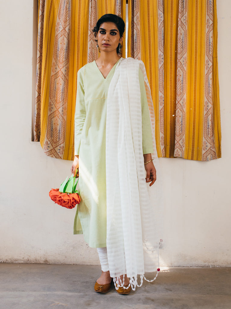 Cotton Net Dupatta with Handmade Crochet Flowers