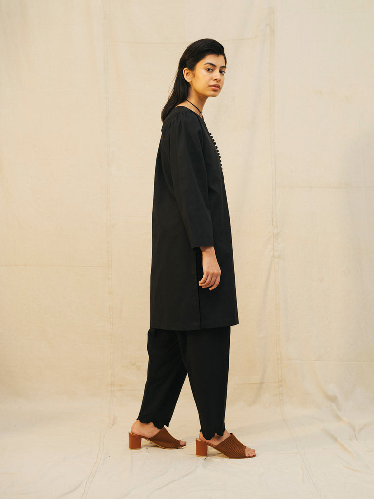 PUFFED SLEEVE KURTA WITH EMBROIDERED SHALWAR