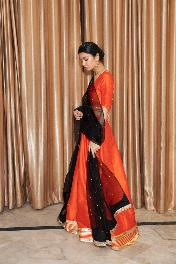 String Malta Lehnga Choli with contrasting Mukesh dupatta